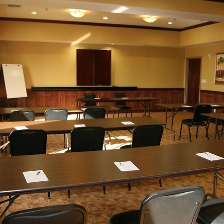 Hampton Inn & Suites Gainesville Einrichtungen foto