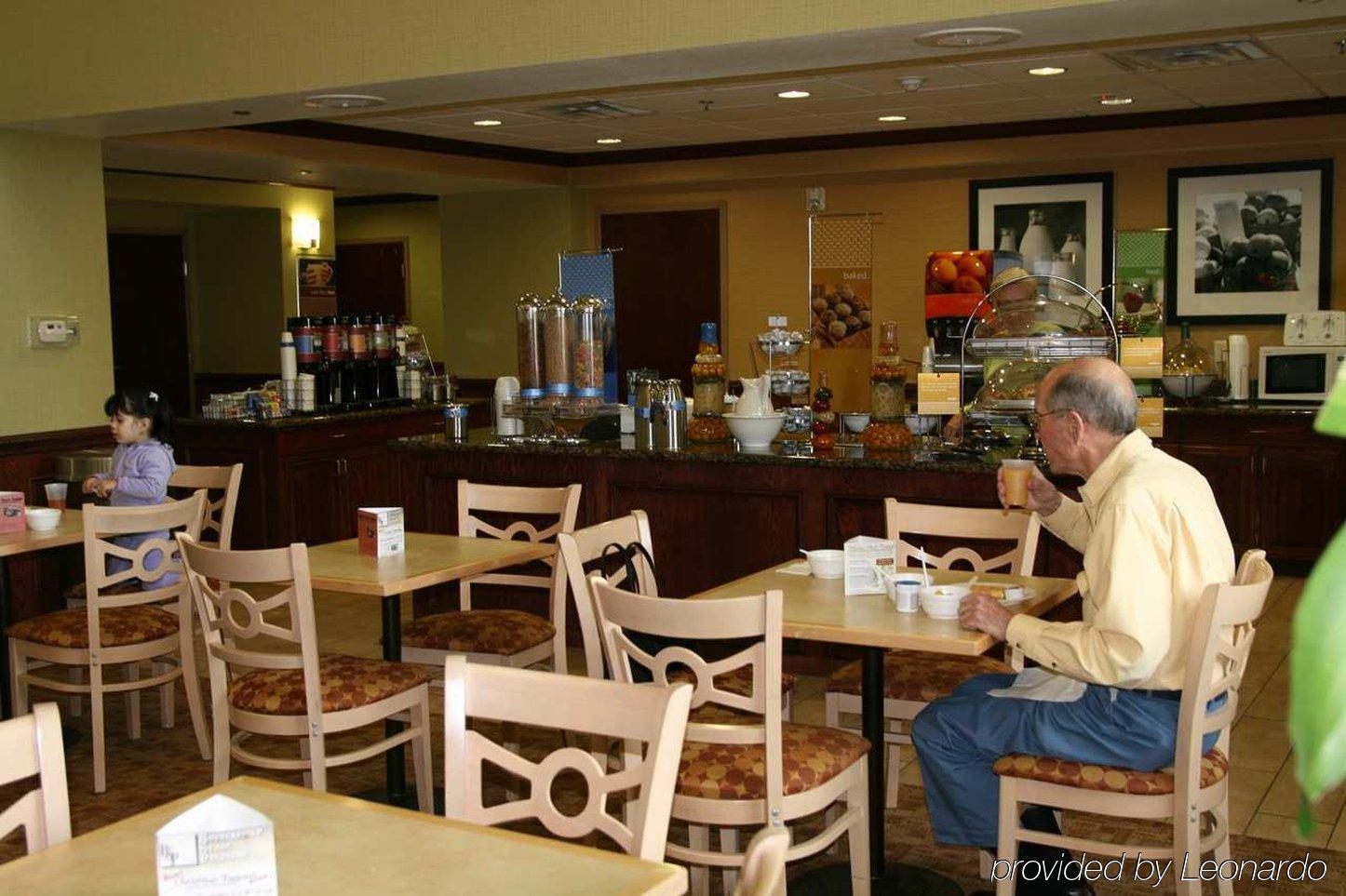 Hampton Inn & Suites Gainesville Restaurant foto